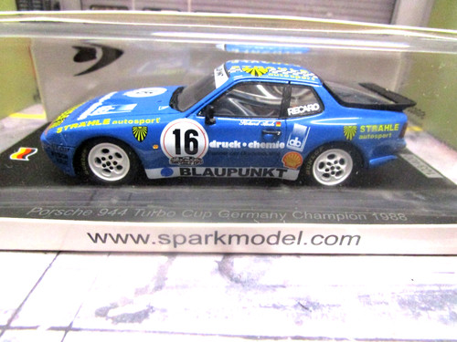 Porsche 944 turbo cup - 944,