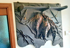 APPENDI ABITI-CUOIO-ARTE-VINTAGE-SCULTURA-CAVALLI-CAVALLERIA-CAPPELLIERA-WORLD