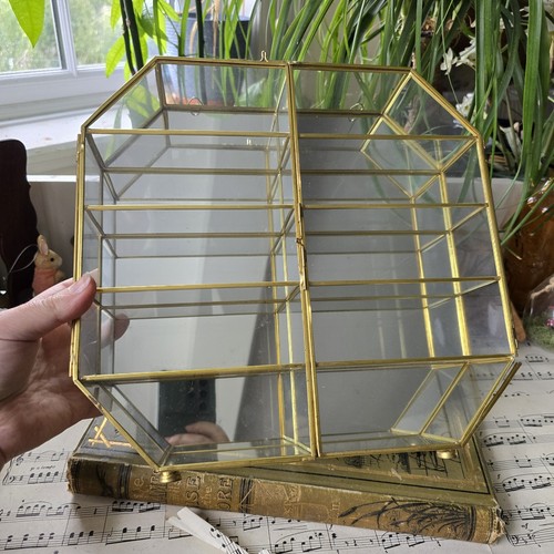 Vintage display case brass - brass, &