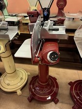 berkel mod 114 elettrica restaurata rossa con piedistallo