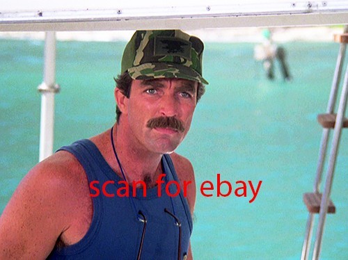 Magnum tom selleck foto - pi,