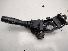 17F100 mando luces LEXUS IS200