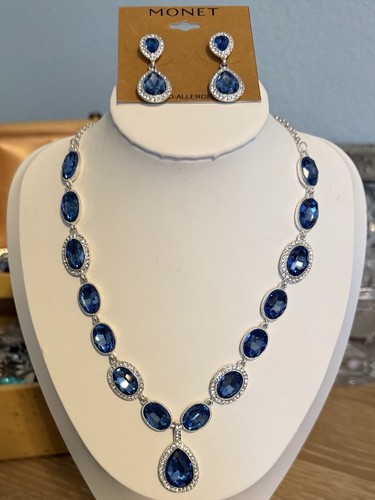 Collana orecchini monet - e,