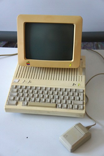 Apple iic più monitor - pc,