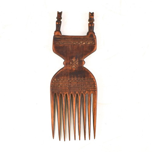 Comb figurativo nyamwezi mwana - comb,