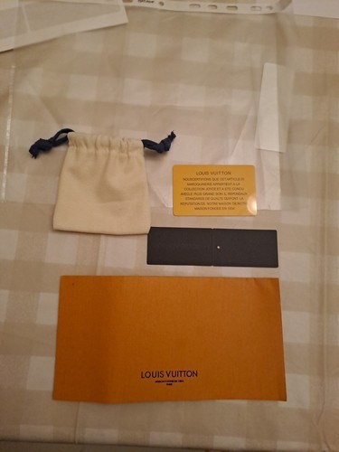 Louis vuitton beige dust - louis,