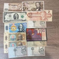 Lotto di 12 banconote mondiali