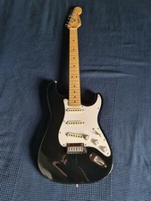 CHITARRA FENDER STRATOCASTER AMERICAN STANDARD COLORE NERO MADE IN USA DEL 1991.
