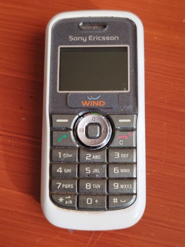 Sony ericsson j100i - sony,