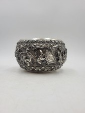 Cachepot - Dono al chirurgo