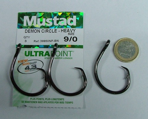 Ami mustad demon - mustad, circle