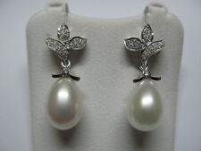 ORECCHINI CON PERLE A GOCCIA E