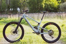 2019 Santa Cruz Bronson C XL Reserve i9 Hydra