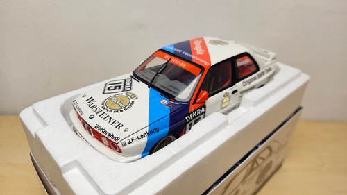 Minichamps bmw e30 - m3,