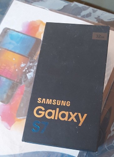 Samsung galaxy solo - samsung, scatola