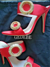 Sandali-gioiello Gedebe