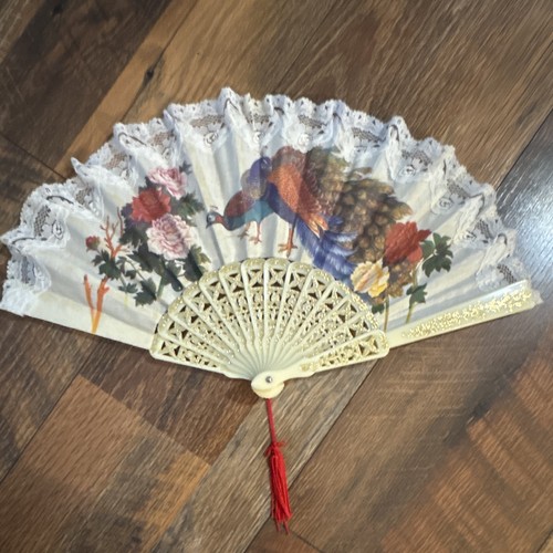 Ventaglio mano pieghevole - ventaglio, a