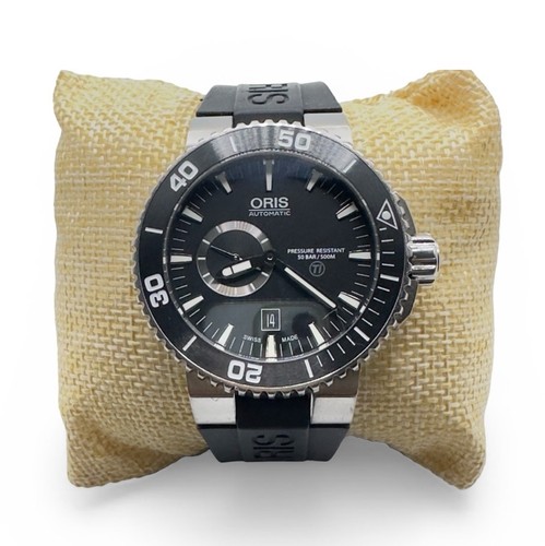 Oris aquis titan small second - small,