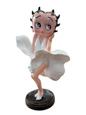 Statua di Betty Boop in resina