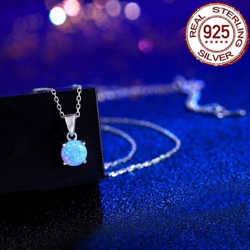 Collana con ciondolo opale - , di
