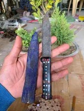 Antico vecchio coltello