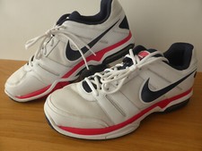 Nike Air Max Global Court 2