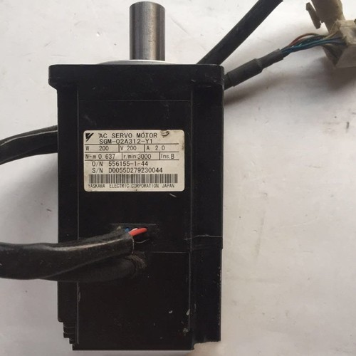One servomotore yaskawa - one,