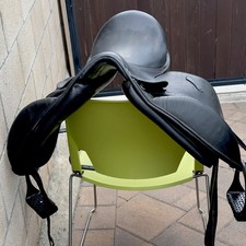 Stubben Portos Saddle. Black