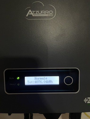Inverter fotovoltaico azzurro - fotovoltaico,