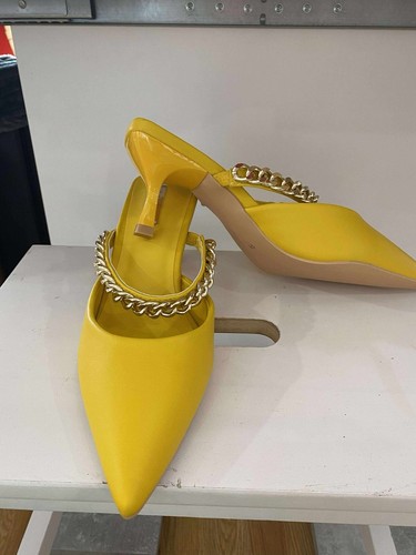 Tacco donna giallo gattino
