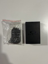Apribottiglie Oakley Dog Tag