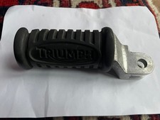 Logo poggiapiedi anteriore