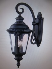 Bel Air Lighting Commons