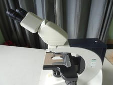 Leica DM2000 Microscopio LED