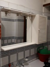 SPECCHIO DA BAGNO 3 LUCI E RIPIANO L.80 X H.70  CON PENSILE BIANCO L.40 X H.70