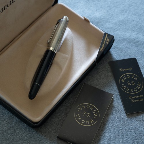 Aurora big limited edition - big,