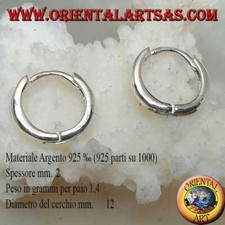Orecchino in Argento 925‰ a cerchio semplice e chiusura a scatto da 2 x 12 mm