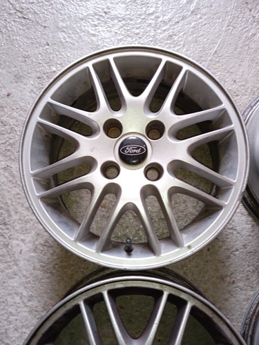 Cerchio lega ford fiesta - lega,