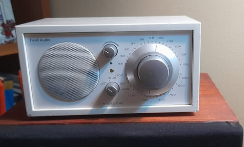 Radio tivoli model one henry - tivoli,