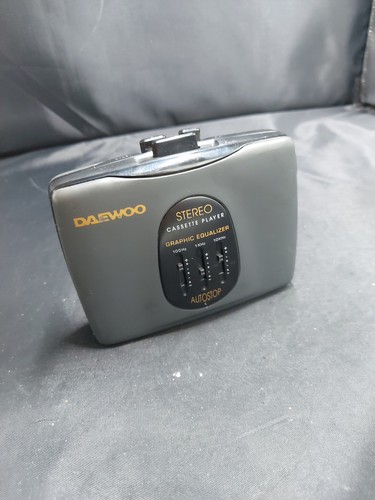 Daewoo 332 cassette player - w-332,