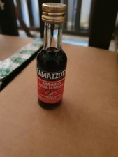 Mignon mini bottiglietta liquore Amaro Ramazzotti cl 3 collezione