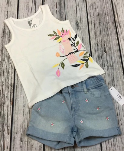 Completo pantaloncino - , e