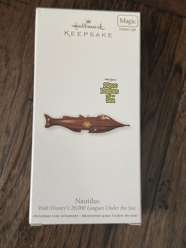 Hallmark 2011 nautilus walt - hallmark,