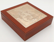 SCATOLA PORTAGIOIE IN LEGNO E LAMINA ARGENTATA