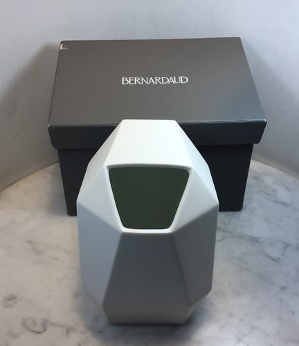 Vaso moderno geometrico