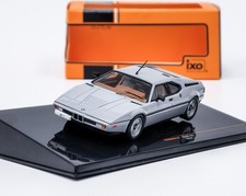 BMW M1 (1978) grigio IXO 1:43