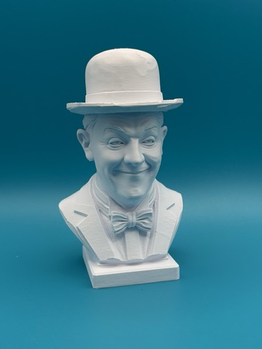 Busto stan laurel - stan, e