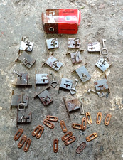 lotto n. 17 serratura ad incasso per cassetti