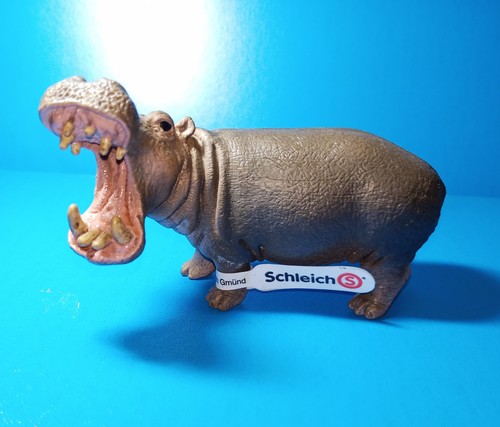 Ippopotamo femmina figura - femmina, n