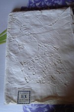 Copriletto ricamo a mano